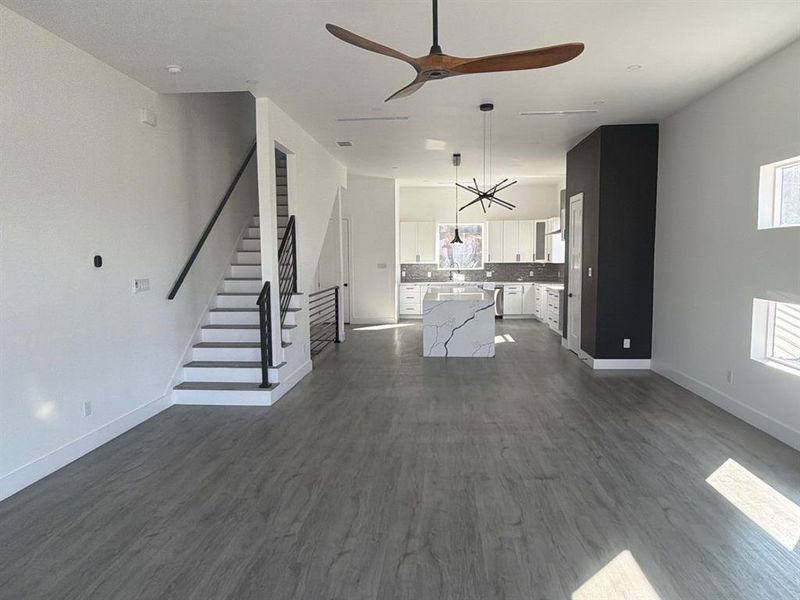 Spacious, unfurnished interior of a new home in , Dallas (Image 9).