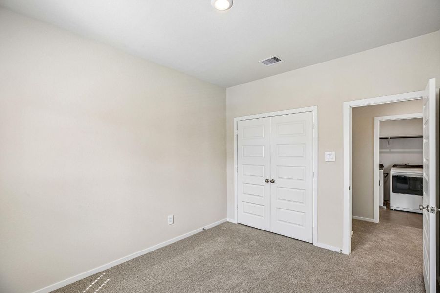 Spacious, unfurnished interior of a new home in Kemah Crossing - City Series, Kemah (Image 31).