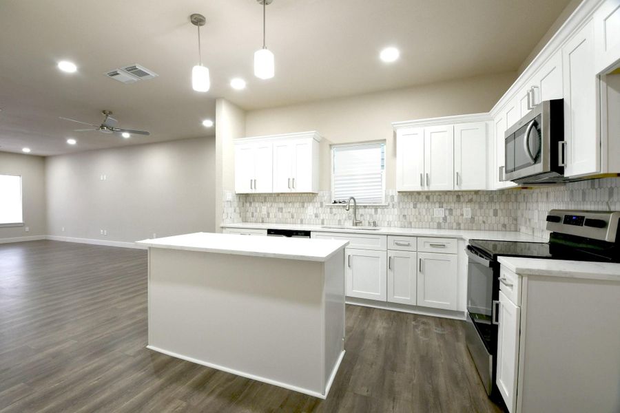 Furnished interior view inside a new home in , Houston (Image 14).