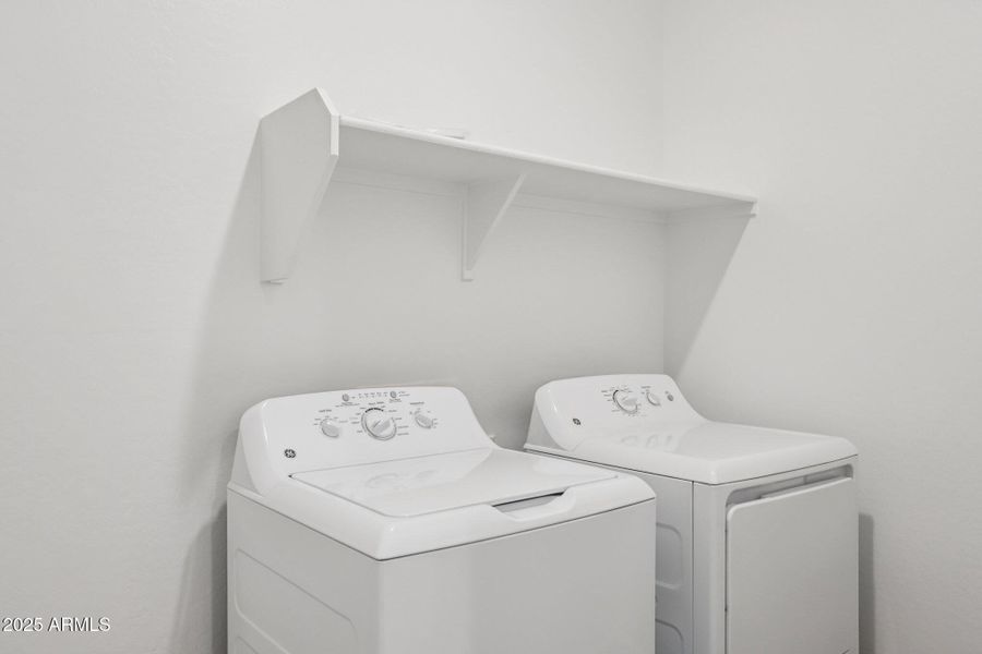 30-web-or-mls-La Senda Dr W-S2008-030