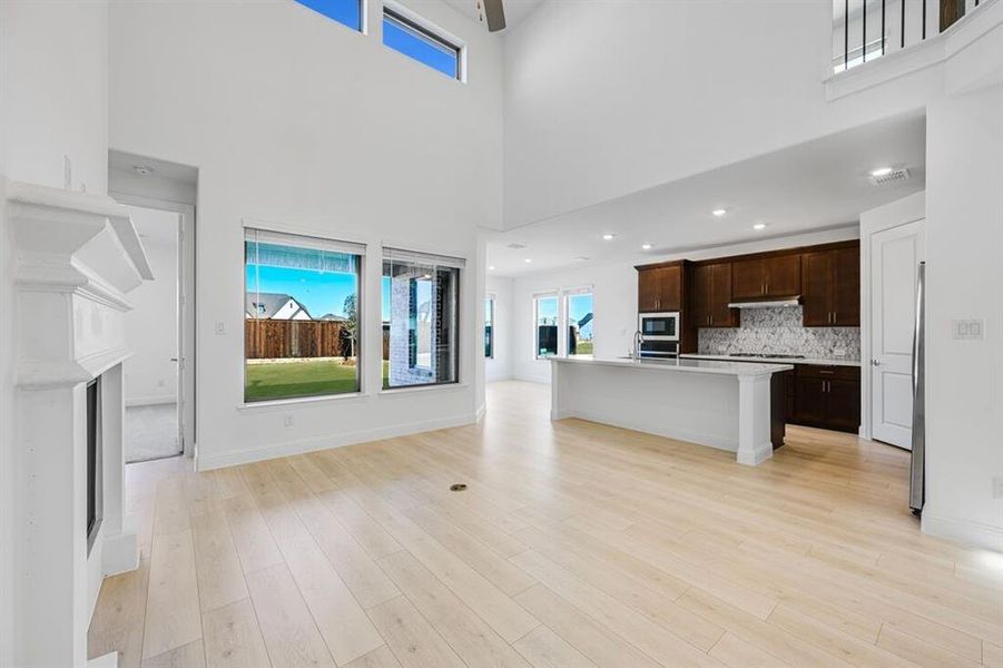 1416 Chestnut Gardens ~ Ready Now