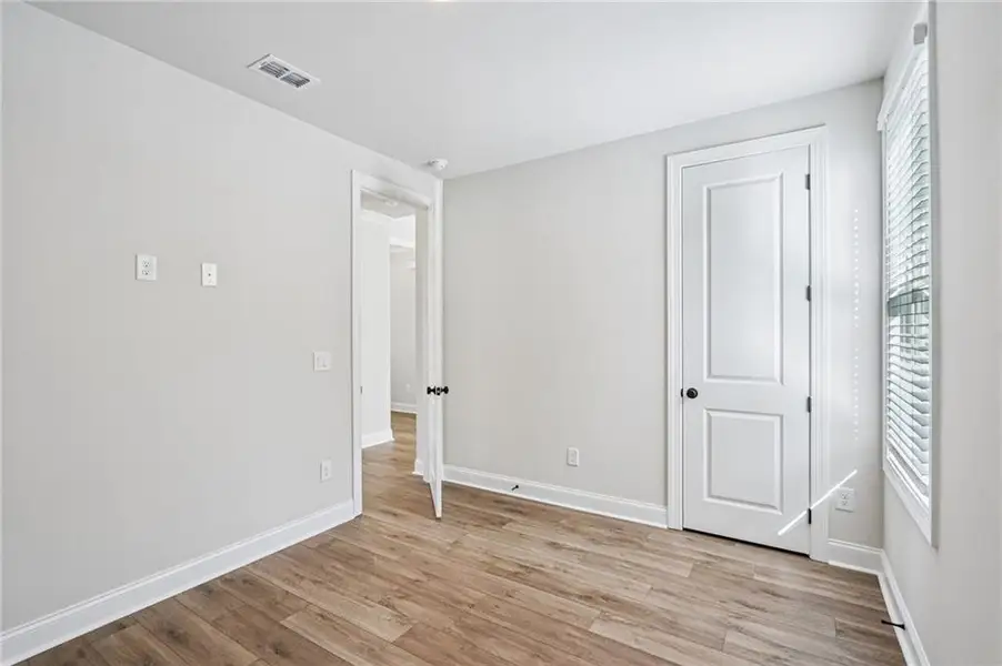 Spacious, unfurnished interior of a new home in Promenade at Sawnee Village, Cumming (Image 21).