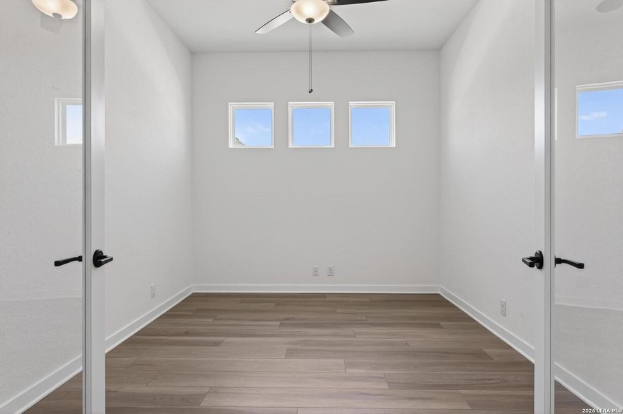 Spacious, unfurnished interior of a new home in Saddlebrook Ranch, Schertz (Image 16).