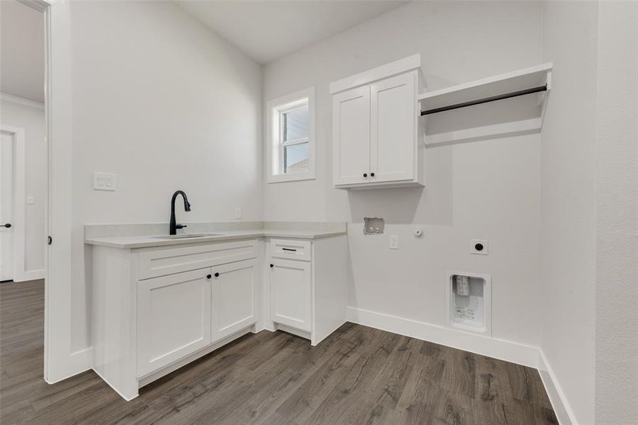 Furnished interior view inside a new home in Lincoln Pointe, Van Alstyne (Image 10). Furnished interior view inside a new home in Lincoln Pointe, Van Alstyne (Image 10).