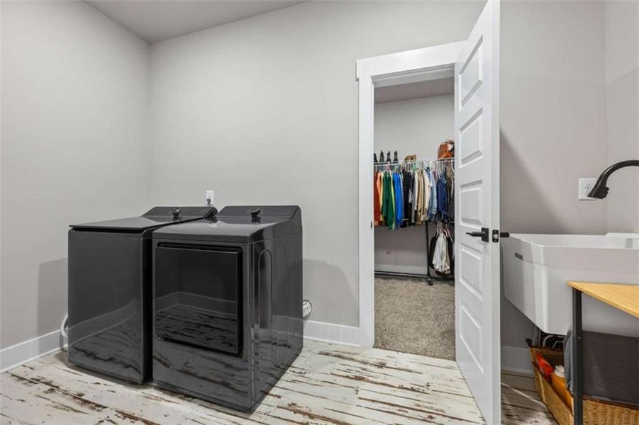 Furnished interior view inside a new home in , Monroe (Image 34).