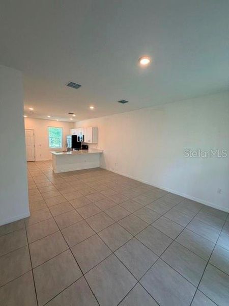 Spacious, unfurnished interior of a new home in , Kissimmee (Image 15). Spacious, unfurnished interior of a new home in , Kissimmee (Image 15).