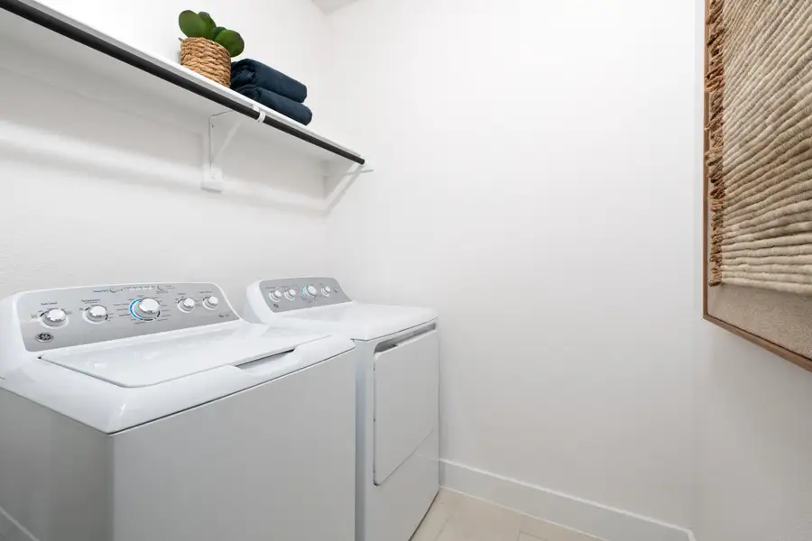 Representative interior finishes for a home built from the Mila by Tri Pointe Homes in Discovery Collection at The Meadows, Krum (Image 16).