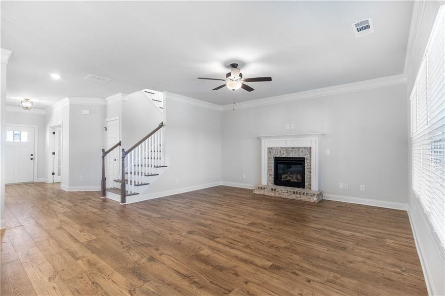 Spacious, unfurnished interior of a new home in Calgary Downs, Winder (Image 17).