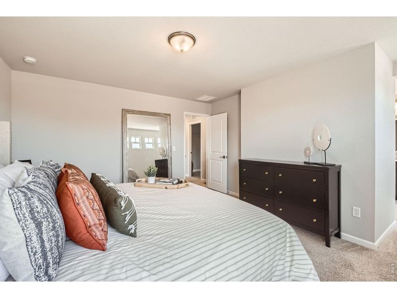 Furnished interior view inside a new home in Waterfield, Fort Collins (Image 4).