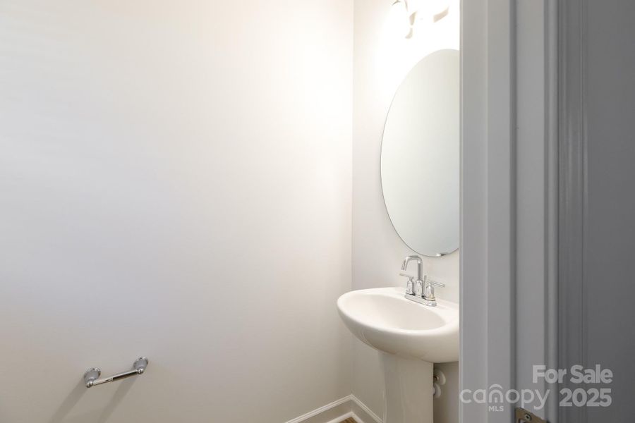 Image 23 of a home in .