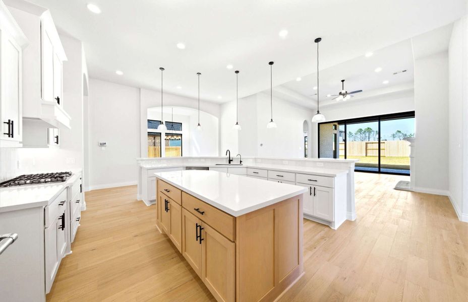 Furnished interior view inside a new home in The Highlands 55′, Porter (Image 11).