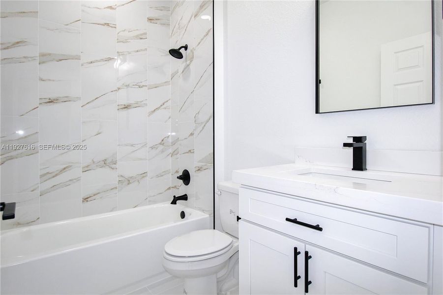 Furnished interior view inside a new home in , Avon Park (Image 8). Furnished interior view inside a new home in , Avon Park (Image 8).