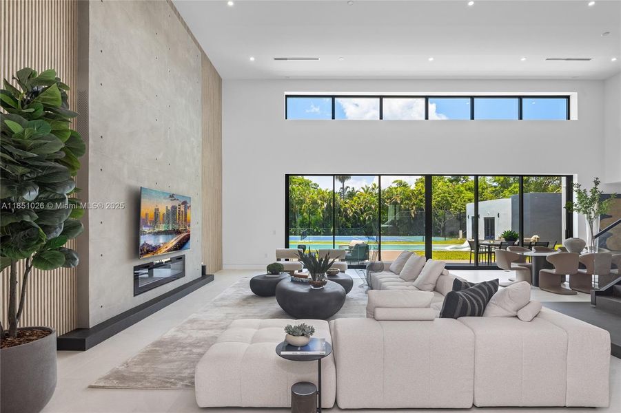 Furnished interior view inside a new home in , Pinecrest (Image 5).