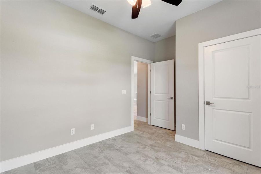 Spacious, unfurnished interior of a new home in , Arcadia (Image 25).