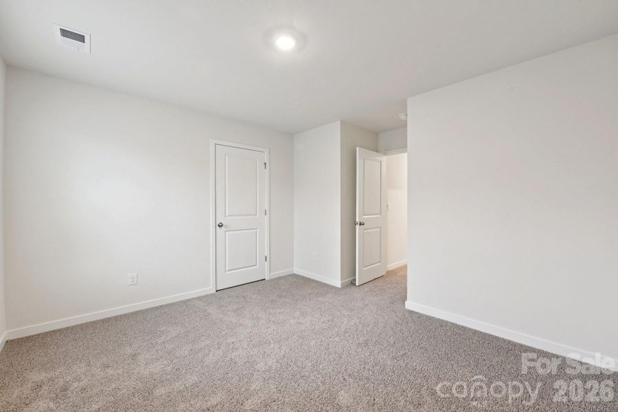 Spacious, unfurnished interior of a new home in The Hamptons at Hickory, Hickory (Image 22).