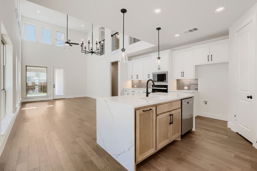 4420 Daisy - Kitchen 4420 Daisy - Kitchen