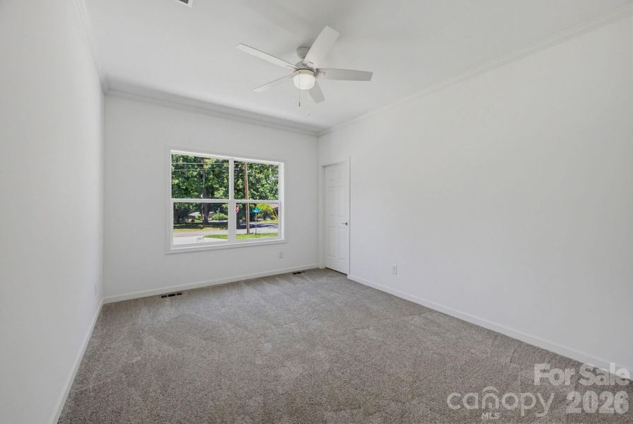 Spacious, unfurnished interior of a new home in , Newton (Image 24).