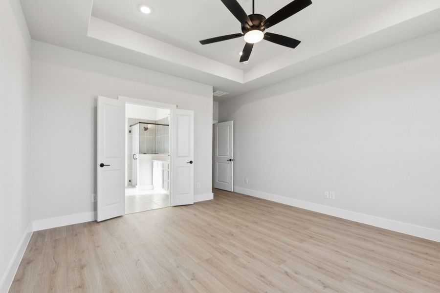 Spacious, unfurnished interior of a new home in Ellis Ranch Estates, Waxahachie (Image 18).