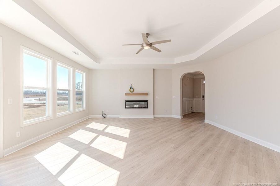 LR View toward Entry