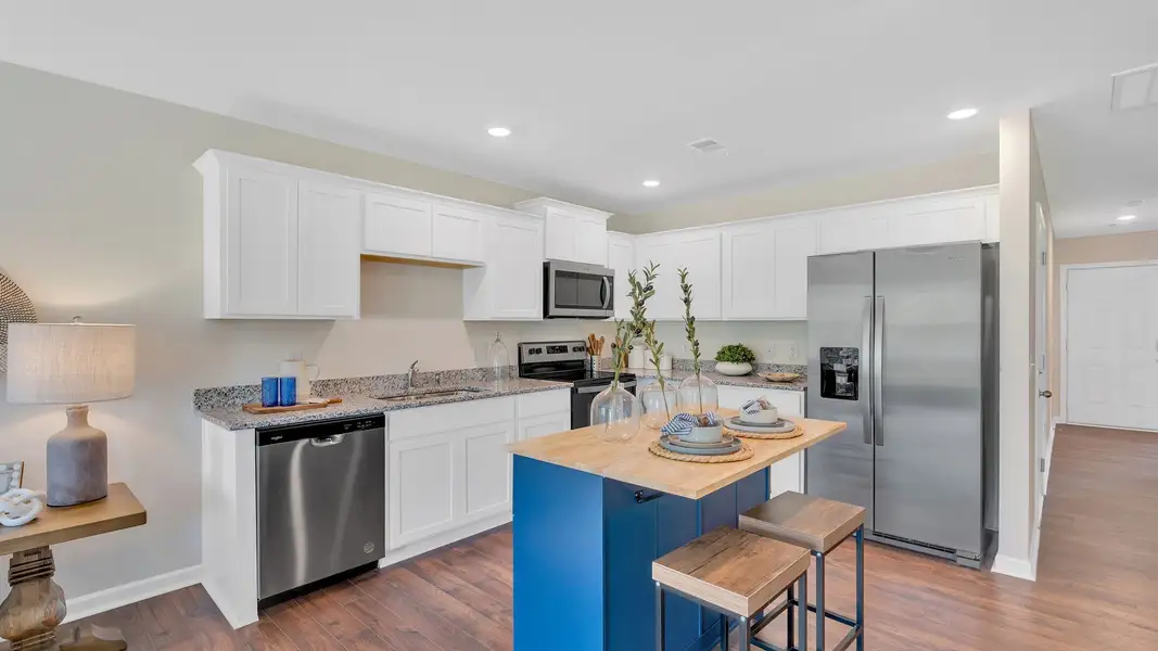 Representative furnished interior of a home built from the Sullivan by D.R. Horton in Creekside Ridge, Dandridge (Image 4).