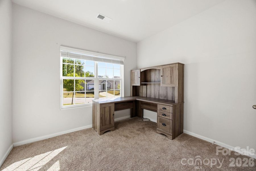 Furnished interior view inside a new home in Stagecoach Station, Gastonia (Image 8).