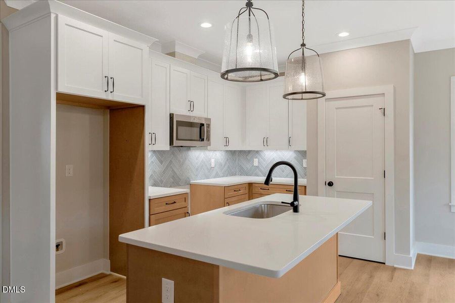 17-DSC00047 17-DSC00047