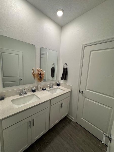 Furnished interior view inside a new home in , Clermont (Image 4). Furnished interior view inside a new home in , Clermont (Image 4).