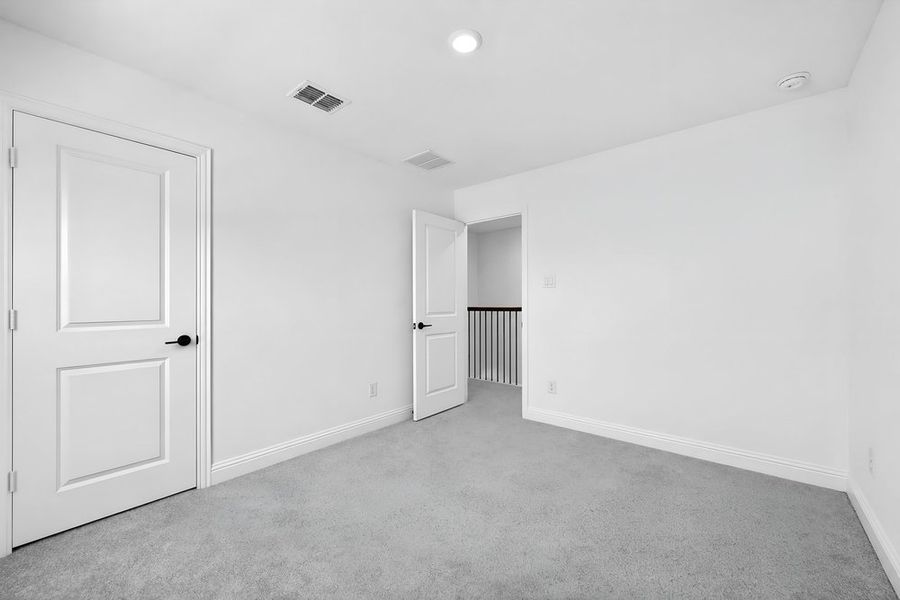 Spacious, unfurnished interior of a new home in Cross Creek Meadows, Celina (Image 25). Spacious, unfurnished interior of a new home in Cross Creek Meadows, Celina (Image 25).