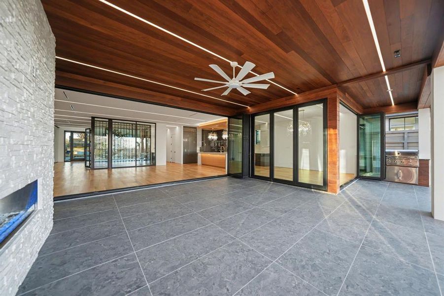 Exterior details and patio area of a home in , Dallas (Image 3).