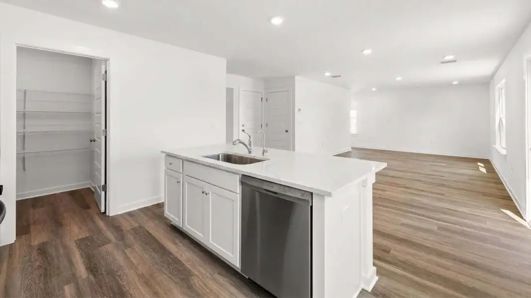 Furnished interior view inside a new home in Magnolia Lane, Santa Rosa Beach (Image 5).