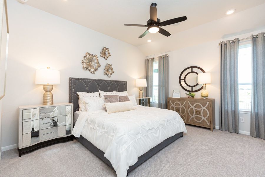 Representative furnished interior of a home built from the Quintera by Beazer Homes in Copia Pines, Montgomery (Image 8).