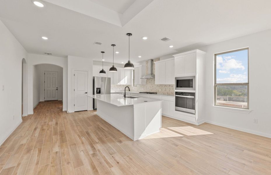Furnished interior view inside a new home in Crescent Bluff, Georgetown (Image 9).