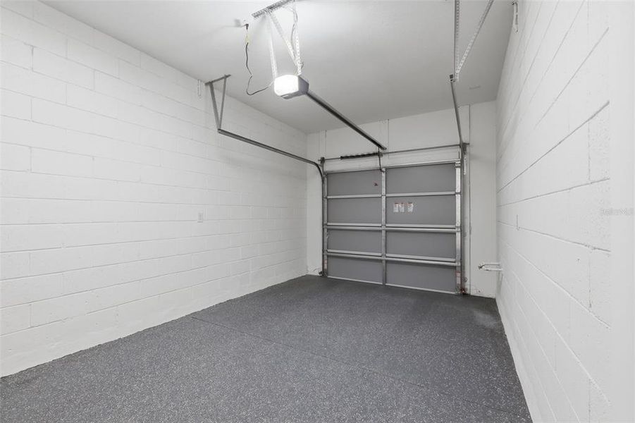 Spacious, unfurnished interior of a new home in , Kissimmee (Image 21). Spacious, unfurnished interior of a new home in , Kissimmee (Image 21).