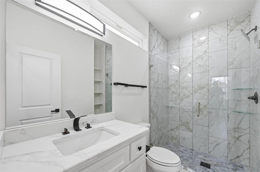 Furnished interior view inside a new home in , Dallas (Image 8).