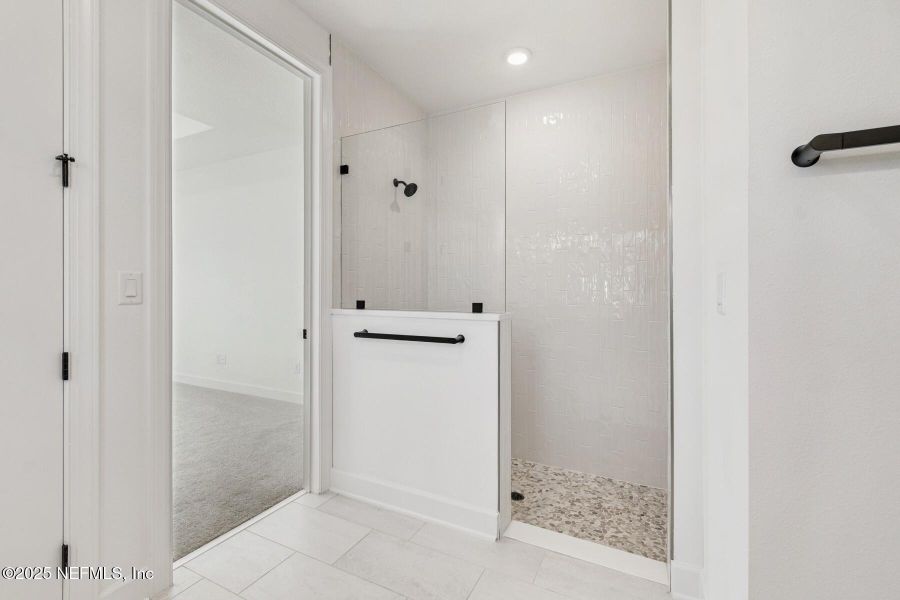 Image 26 of a home in Evergreen Island at Silverleaf - Classic.