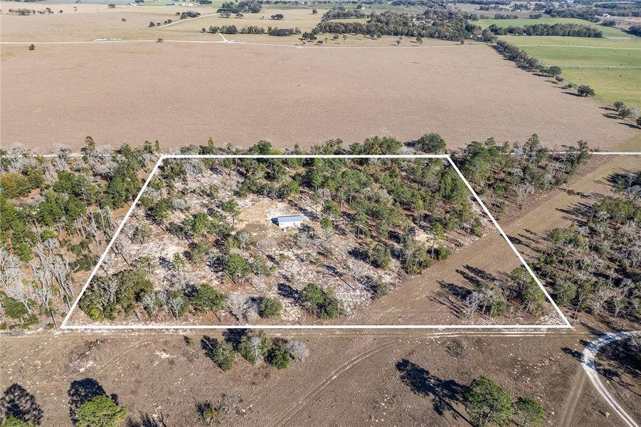 Image 33 of a home in .