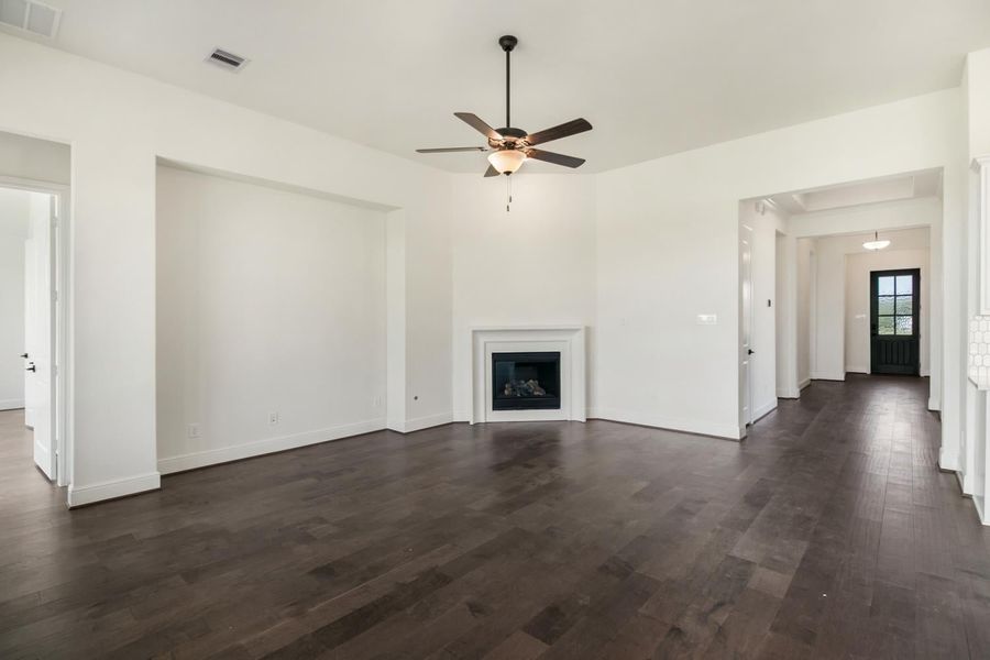 3br New Home in Willis, TX.  - Slide 6