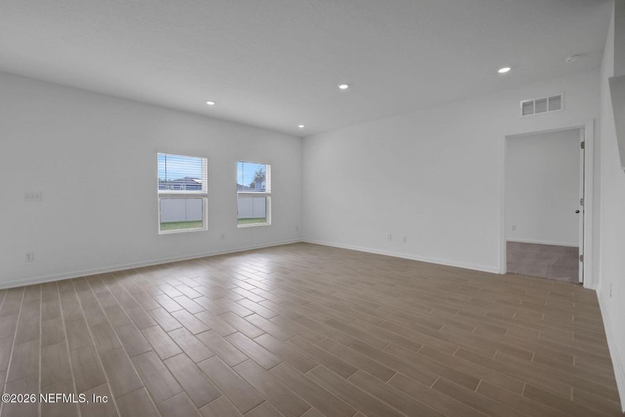 Spacious, unfurnished interior of a new home in Wilford Oaks, Orange Park (Image 44).