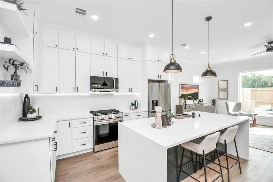 This beautiful, bright kitchen is a chefs dream.