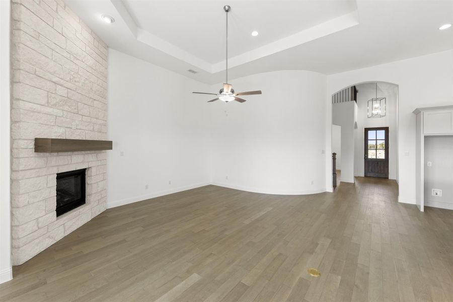 Representative unfurnished interior of a home built from the Preston by Windsor Homes in Nelson Lake Estates, Rockwall (Image 22).