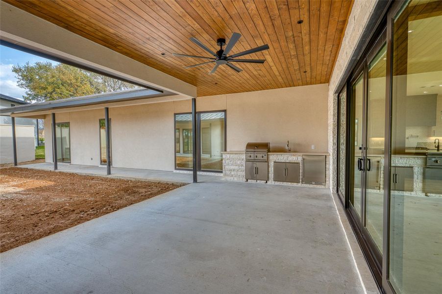 Exterior details and patio area of a home in , Horseshoe Bay (Image 26).