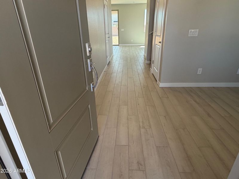 P19 Lot 28 Entry Hall