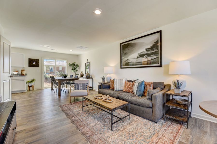 Representative furnished interior of a home built from the Ashton by Century Complete in Kinsale, Macon (Image 5).