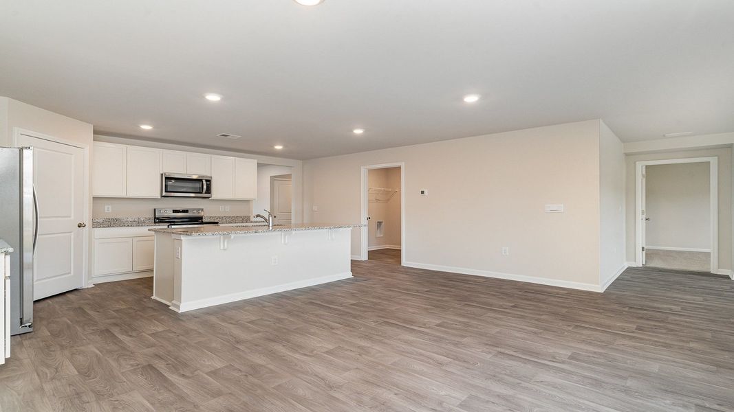 Spacious, unfurnished interior of a new home in Stanbury Creek, Supply (Image 13).