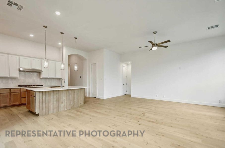 Spacious, unfurnished interior of a new home in Emory Glen, Magnolia (Image 11).