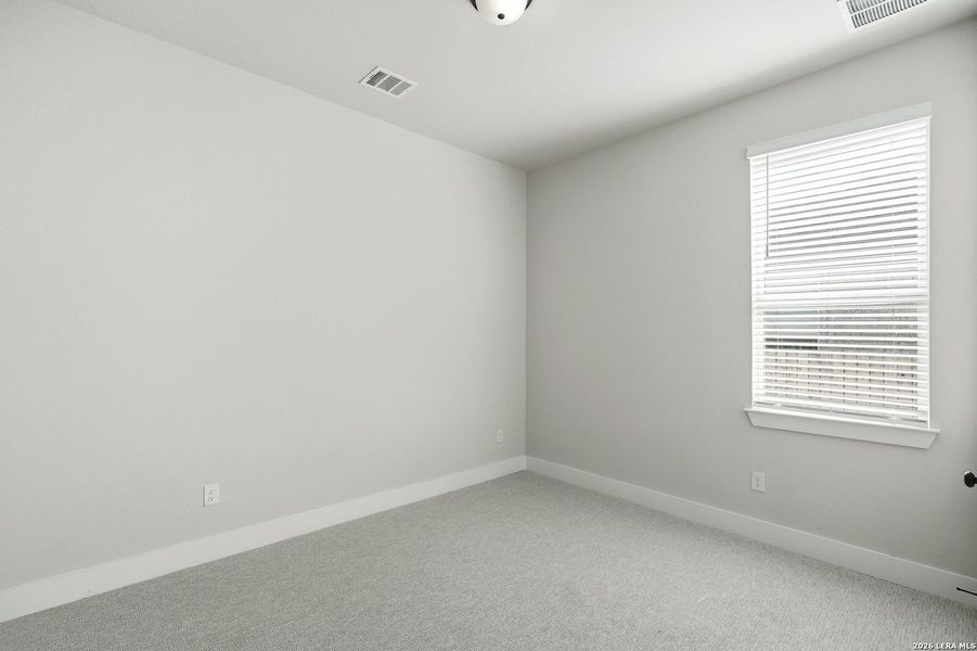 Spacious, unfurnished interior of a new home in Alsatian Oaks, Castroville (Image 25).