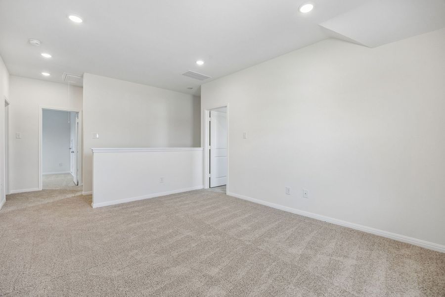 Spacious, unfurnished interior of a new home in Riviera Pines, Huffman (Image 30). Spacious, unfurnished interior of a new home in Riviera Pines, Huffman (Image 30).