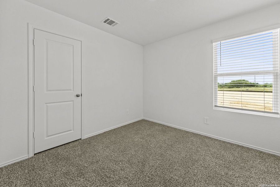 Spacious, unfurnished interior of a new home in Hickory Ridge, Elmendorf (Image 41).