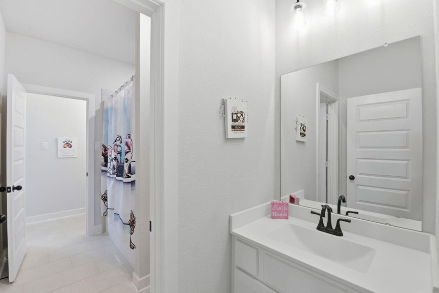 Guest Bathroom Upstairs Guest Bathroom Upstairs