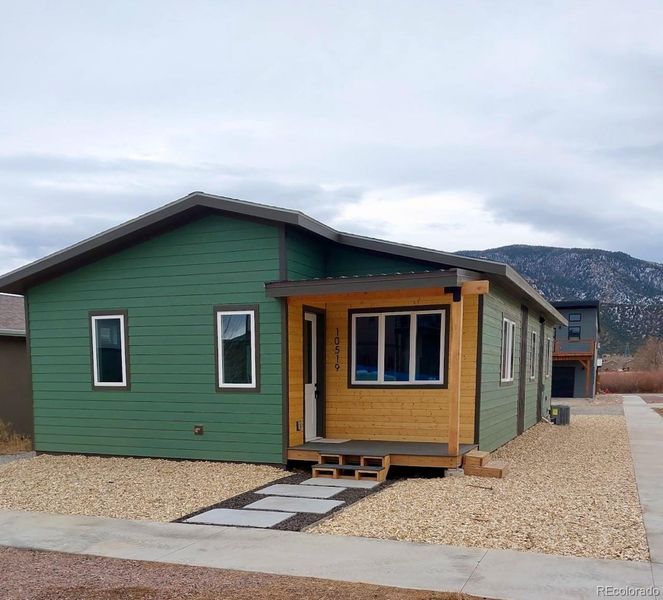 Exterior details and patio area of a home in , Poncha Springs (Image 23).